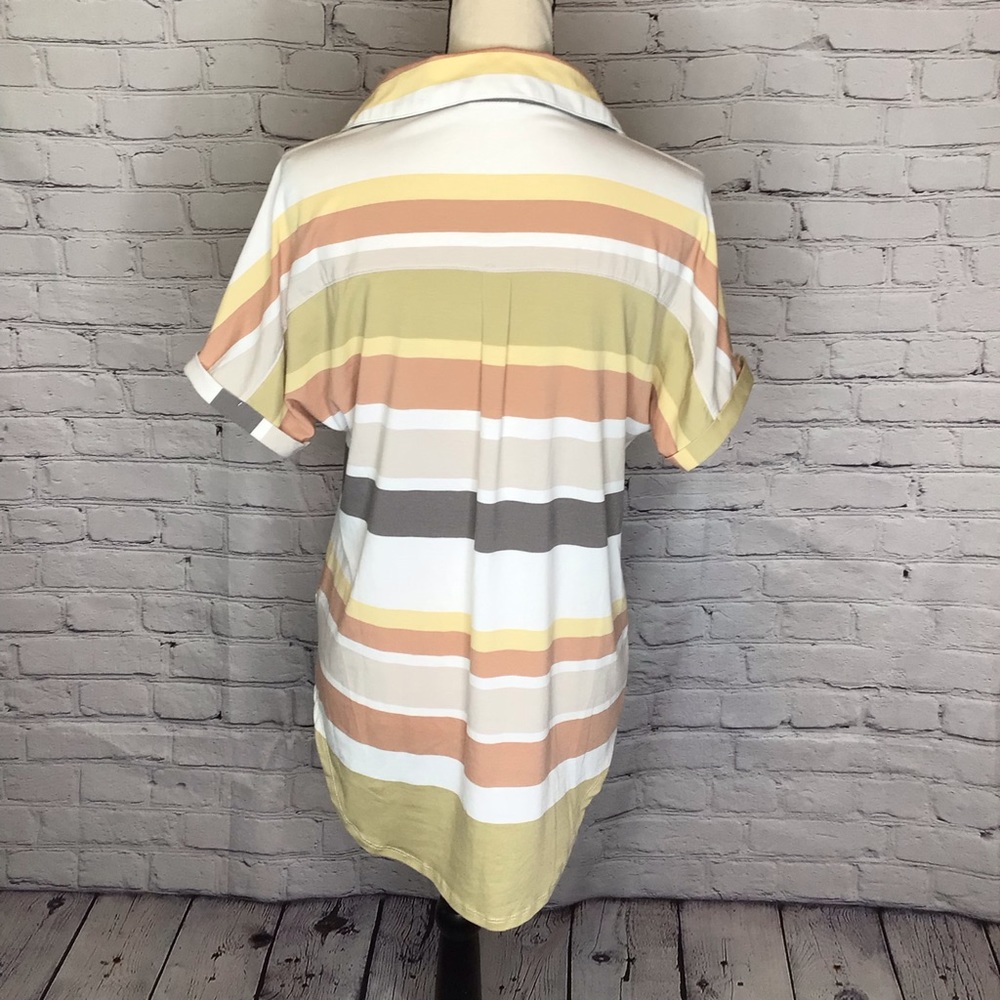 LuLaRoe Short Sleeve Casual Button Up Charlie Shirt Green Cream Gray Striped S - Picture 4 of 10